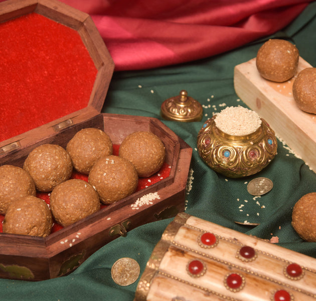 Nuvvula Undalu (sesame Laddu) (Nuziveedu)